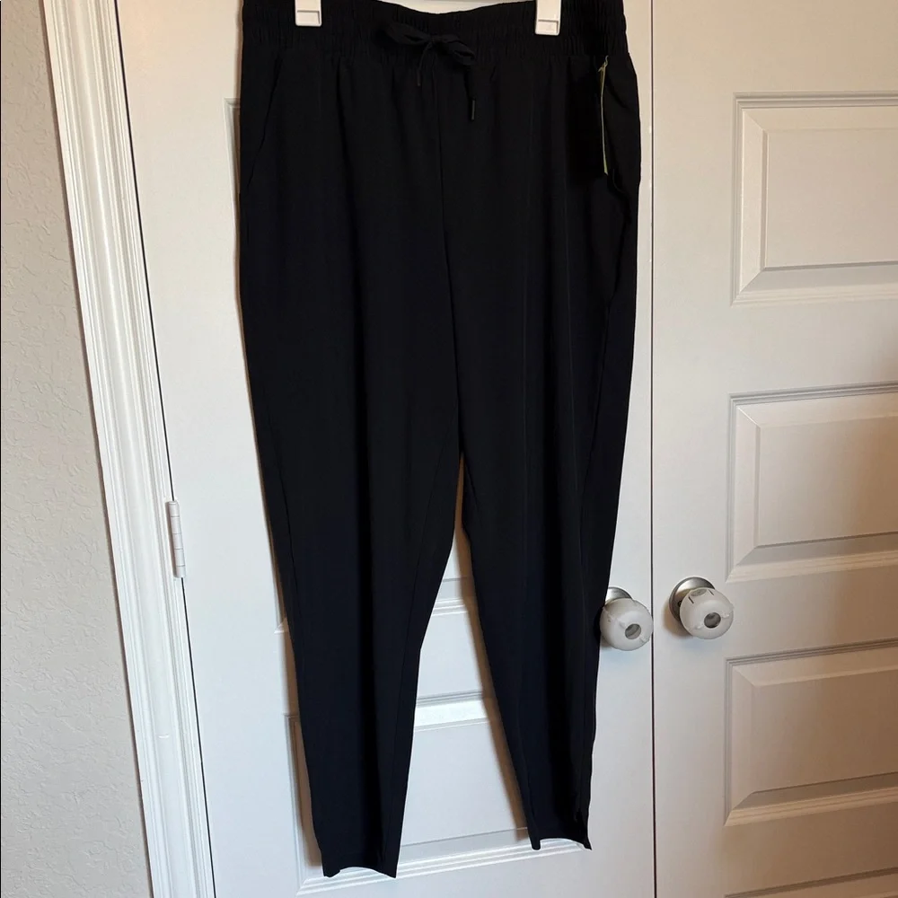 NWT All in Motion Black Active Pants Sz Large Long - Picture 5 of 9